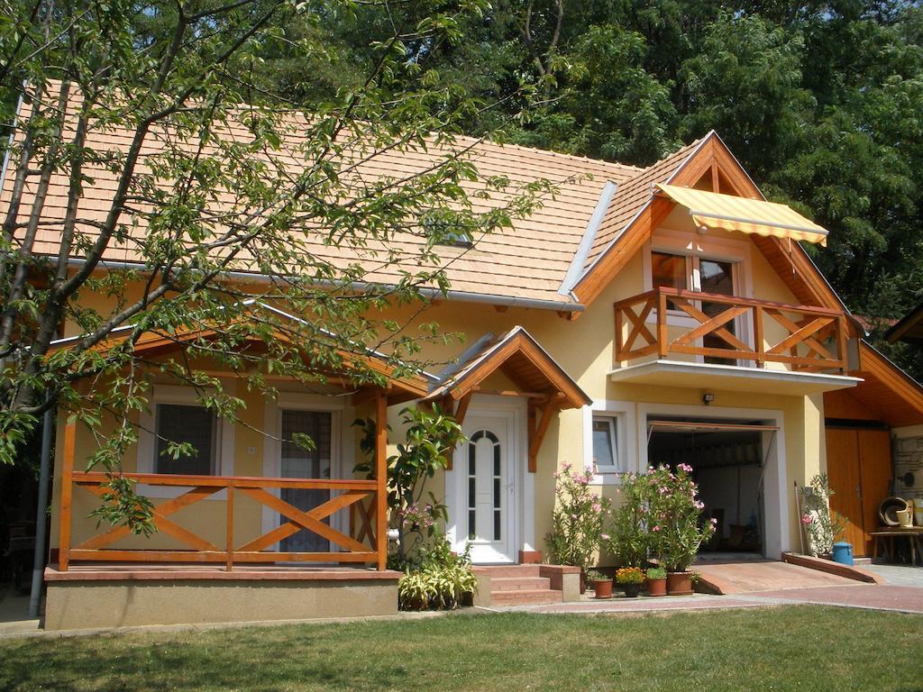 Mirtill Apartmanház Hévíz Exterior foto